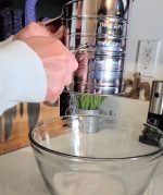 Mainstays Stainless Steel 3 Cup Flour Hand-Crank Sifter with Beechwood Handle Silver - Image 2
